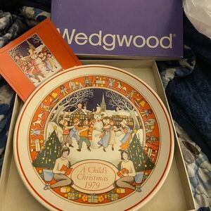 Wedgwood 1979 Christmas Plate made in England.